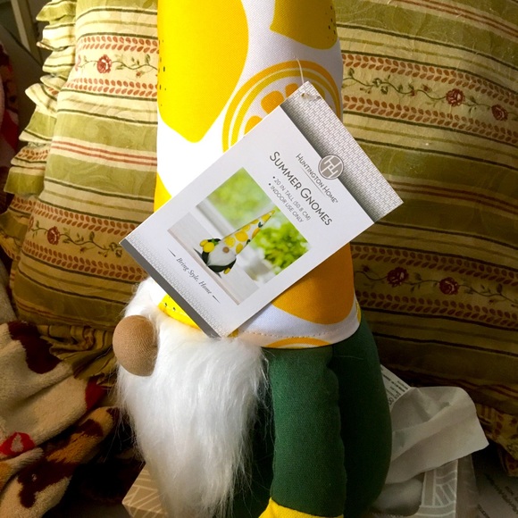 🍋NWT Lemon Gnome Bright and Friendly White, yellow, & green Weighted bottom Fun - Picture 4 of 6
